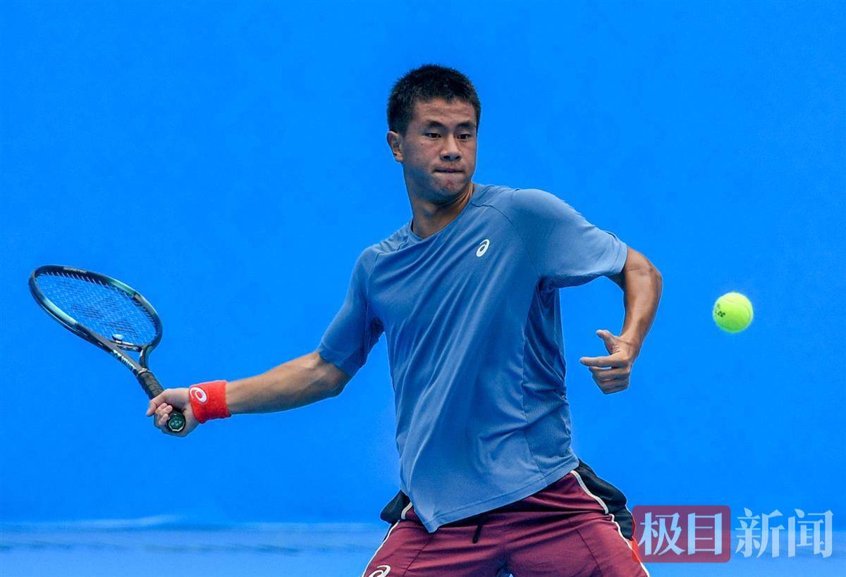 卓著贡献 卓著贡献